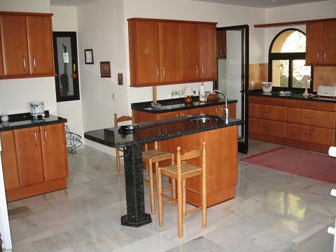 KITCHEN2